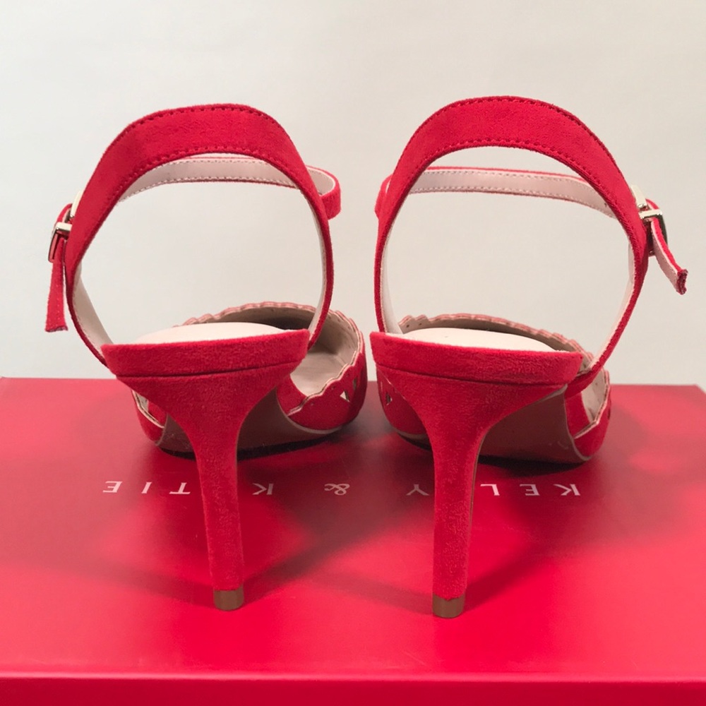 Shoes - Picture 5 of 6